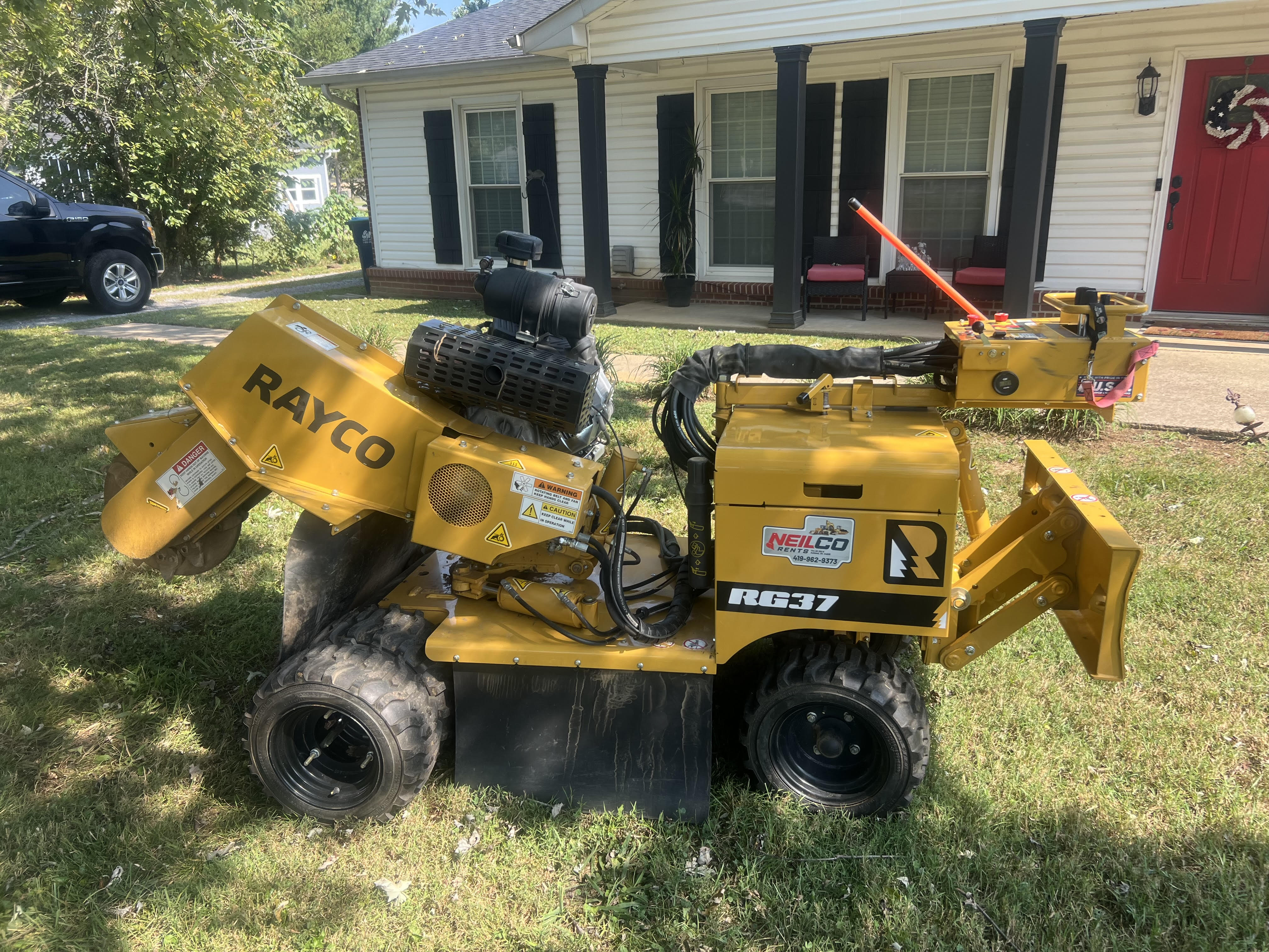 Professional stump grinding equipment in Franklin TN